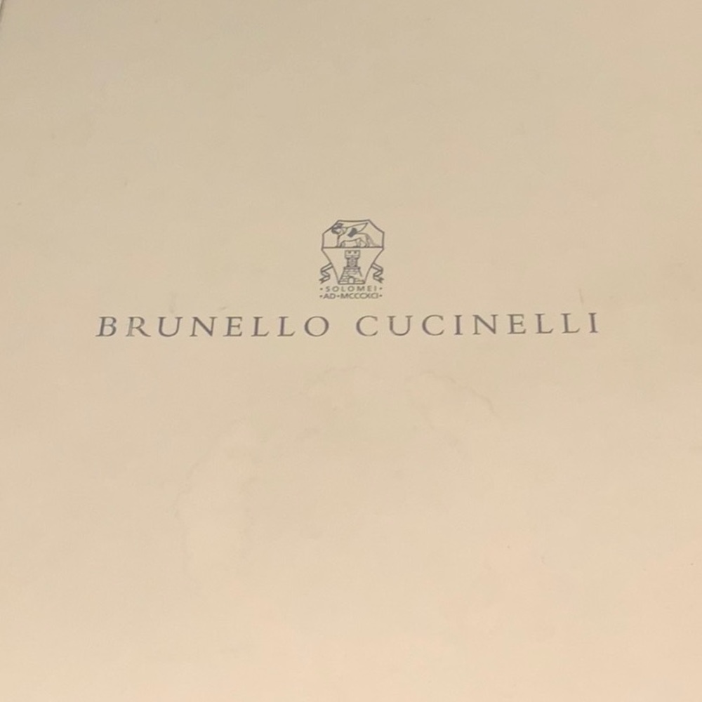 100% Authentic Brunello Cucinelli leather flat summer sandal